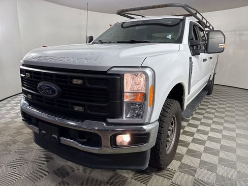 Used 2023 Ford F250 XL w/ XL Driver Assist Package image 4