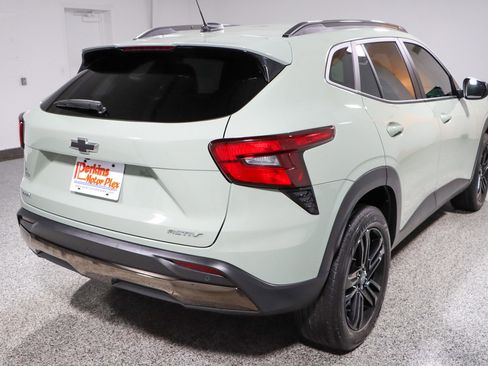 Used 2025 Chevrolet Trax ACTIV w/ Driver Confidence Package image 7