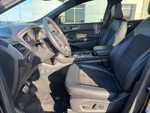 Used 2024 Ford Edge ST-Line image 16