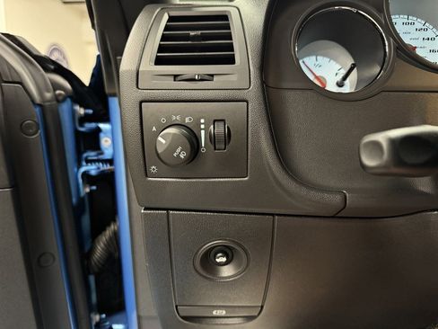 Used 2009 Dodge Challenger SRT8 w/ Spring Special Group image 26