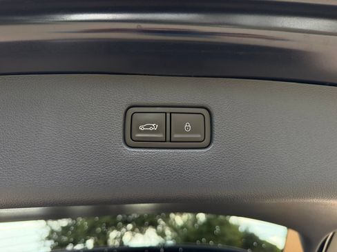 Used 2024 Genesis GV80 3.5T w/ Prestige Package AWD/4WD image 18