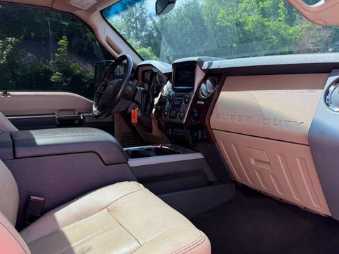 Used 2015 Ford F350 Lariat w/ Lariat Ultimate Package AWD/4WD image 25