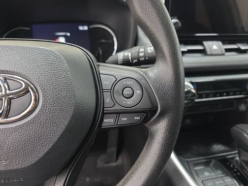 Certified 2023 Toyota RAV4 XLE AWD/4WD image 15