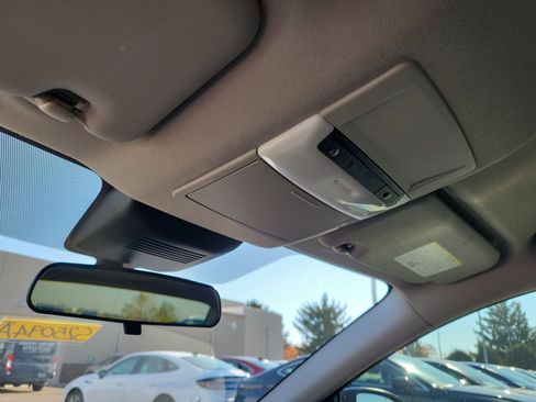 Used 2022 Nissan Sentra SV image 30