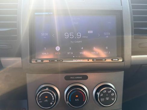 Used 2012 Nissan Sentra 2.0 S FWD image 12