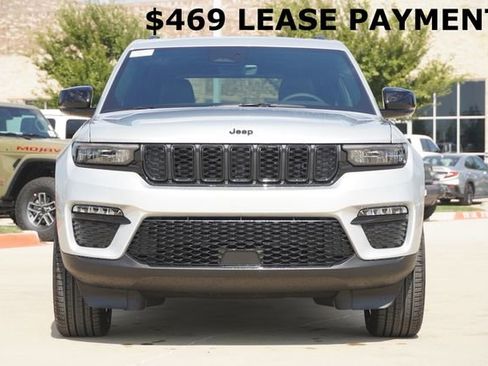 New 2025 Jeep Grand Cherokee Limited w/ Black Appearance Package AWD/4WD image 2
