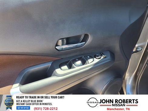 Used 2023 Nissan Kicks SR FWD image 27