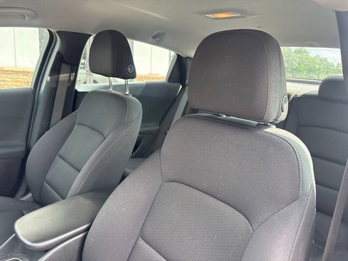 Used 2024 Chevrolet Malibu LS FWD image 3