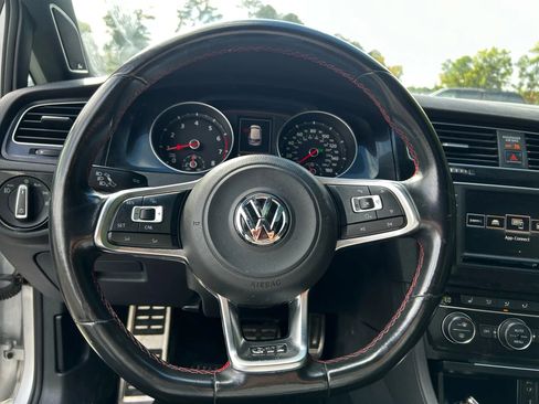 Used 2016 Volkswagen GTI Autobahn w/ Lighting Package (SEL) image 16