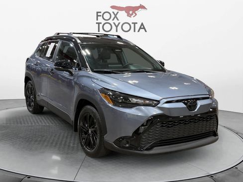 Used 2024 Toyota Corolla Cross AWD Hybrid w/ Moonroof Package image 8