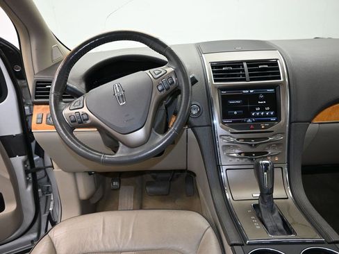 Used 2015 Lincoln MKX FWD w/ Equipment Group 101A image 13
