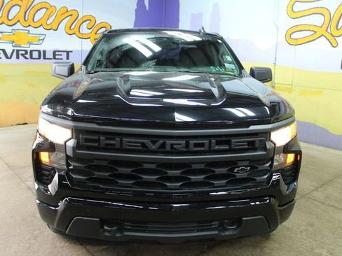 Used 2023 Chevrolet Silverado 1500 Custom AWD/4WD image 6