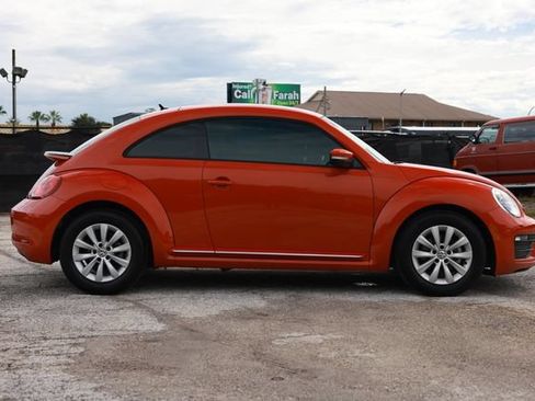 Used 2019 Volkswagen Beetle 2.0T S FWD image 16