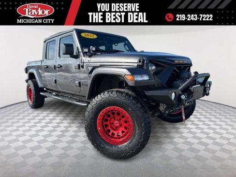 Used 2022 Jeep Gladiator Sport image 1