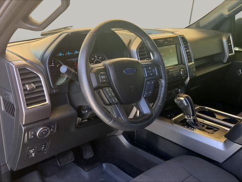 Used 2015 Ford F150 XLT w/ Equipment Group 302A Luxury AWD/4WD image 18