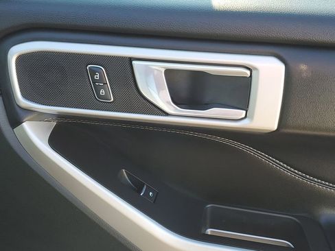 Used 2023 Ford Explorer XLT w/ Equipment Group 202A image 49