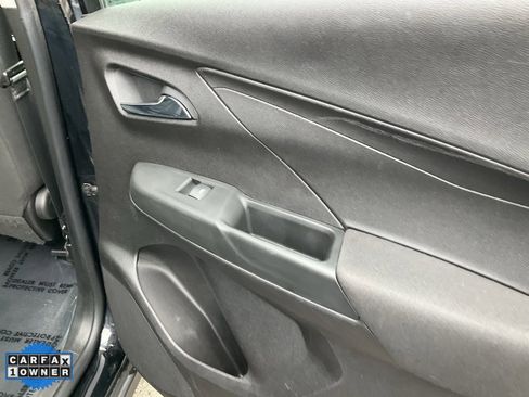 Used 2022 Chevrolet Bolt LT image 52