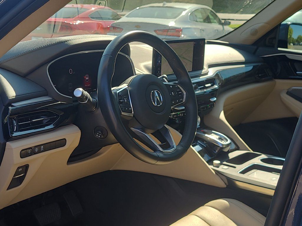 Certified 2025 Acura MDX FWD image 10