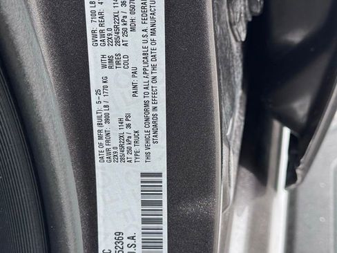 Used 2025 RAM 1500 Laramie w/ Night Edition AWD/4WD image 51
