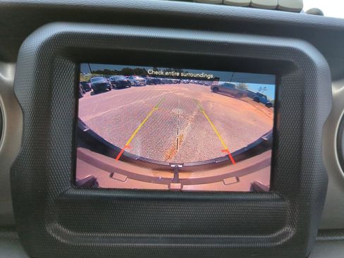 Used 2019 Jeep Wrangler Unlimited Sport S AWD/4WD image 24