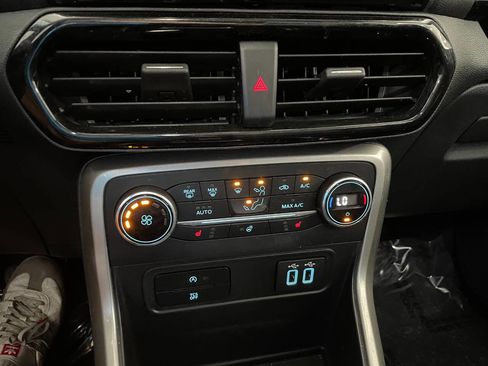 Used 2019 Ford EcoSport Titanium image 36