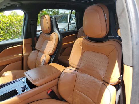 Used 2020 Lincoln Aviator Black Label AWD/4WD image 22