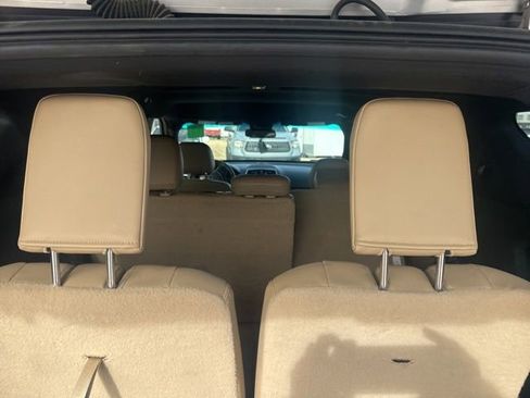 Used 2017 Ford Explorer Limited w/ Equipment Group 301A image 8
