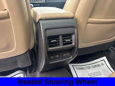 Used 2024 Cadillac XT4 Luxury w/ Cold Weather Package image 21