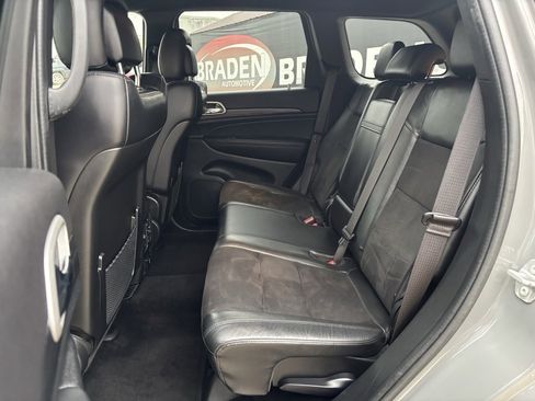 Used 2022 Jeep Grand Cherokee Laredo X image 25