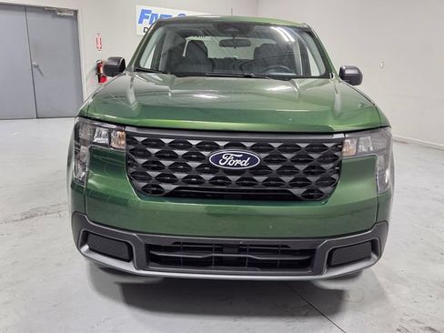 Used 2025 Ford Maverick XLT w/ Equipment Group 302A AWD/4WD image 2