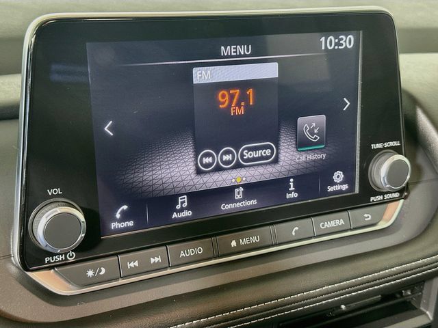 Used 2025 Nissan Rogue S FWD image 15