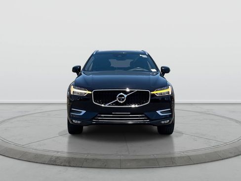 Used 2020 Volvo XC60 T5 Momentum w/ Protection Package Premier FWD image 3