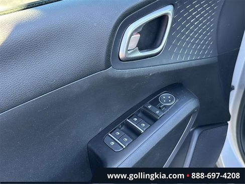 Used 2020 Kia Soul S image 14