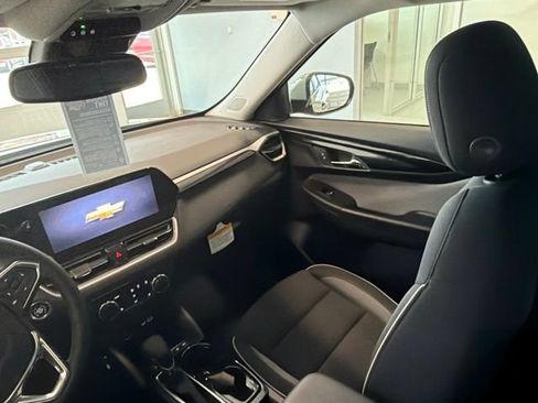 New 2026 Chevrolet TrailBlazer LT w/ Convenience Package AWD/4WD image 21