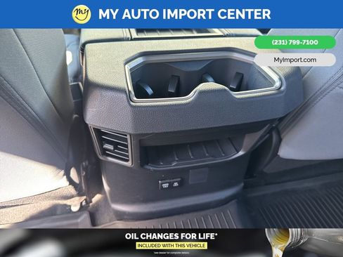 Used 2025 Toyota Tundra SR5 AWD/4WD image 24