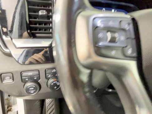 Used 2022 Chevrolet Silverado 1500 LT w/ Protection Package AWD/4WD image 23