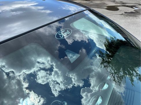 Used 2022 Ford Mustang Premium RWD image 12