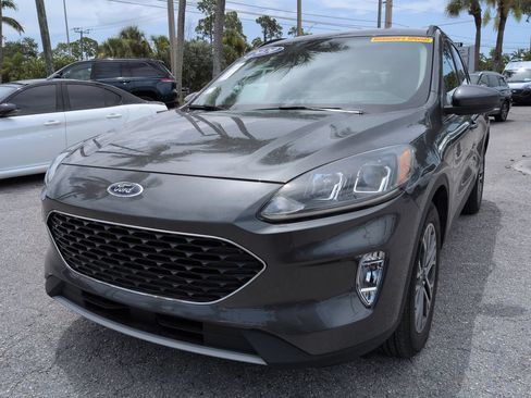 Used 2020 Ford Escape SEL FWD image 9