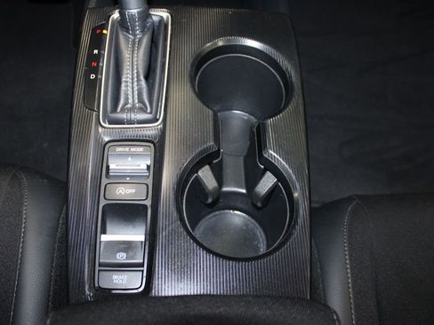 Used 2024 Honda Civic Sport image 30