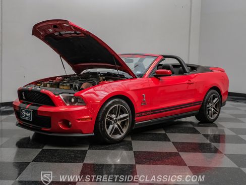 Used 2010 Ford Mustang Shelby GT500 RWD image 36