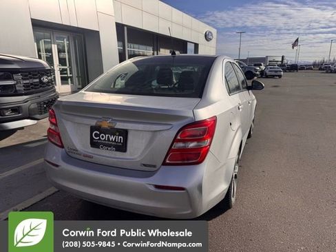 Used 2017 Chevrolet Sonic Premier image 9