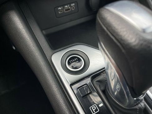 Used 2020 Nissan Sentra SV image 19