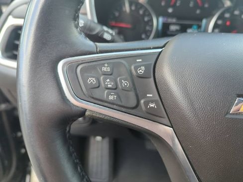 Used 2018 Chevrolet Equinox Premier FWD image 21