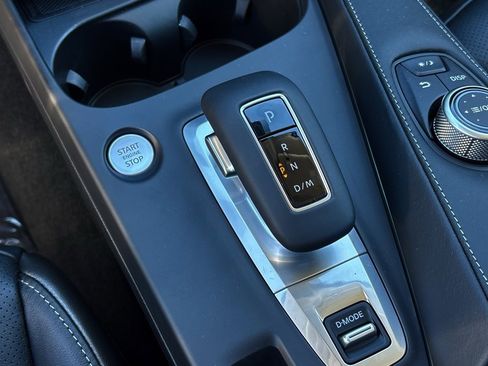 New 2025 INFINITI QX50 Luxe image 17