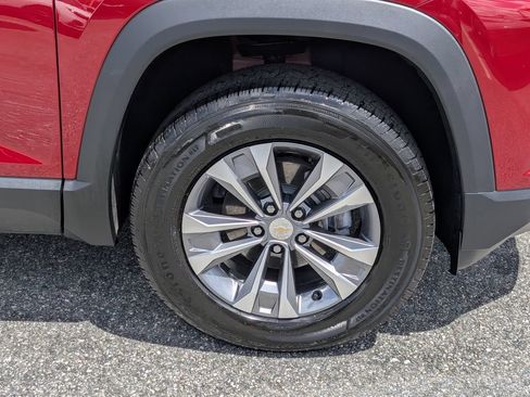 Certified 2026 Chevrolet Equinox LT w/ Convenience Package II FWD image 10