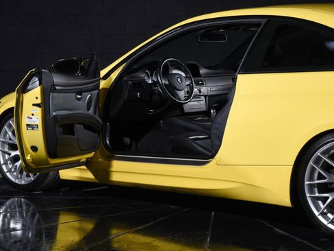 Used 2011 BMW M3 Coupe image 10