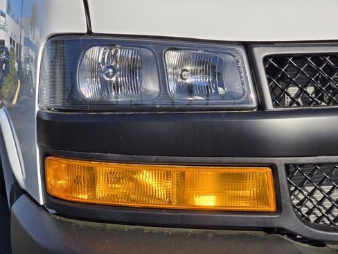 New 2025 Chevrolet Express 2500 w/ Driver Convenience Package image 10