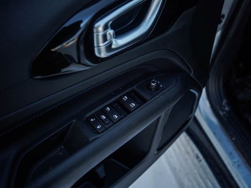 New 2026 Jeep Compass Latitude image 19