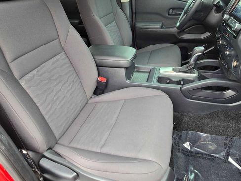 Used 2022 Nissan Frontier S w/ Technology Package image 11