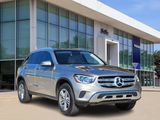 Used 2022 Mercedes-Benz GLC 300 image 2